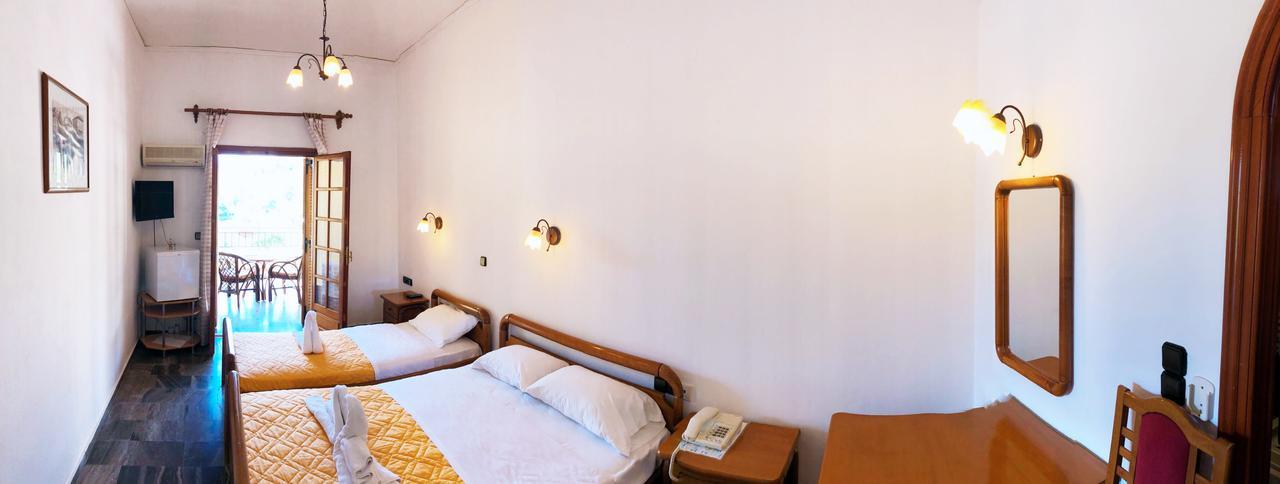 Regina Hotel Vasilátika Екстериор снимка